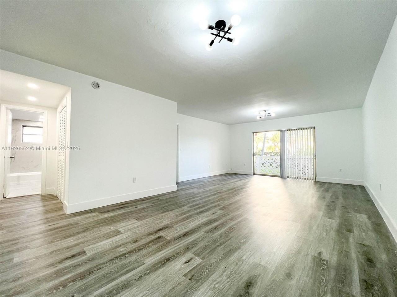 2005 Sans Souci Blvd #107 - Photo 3 of 9