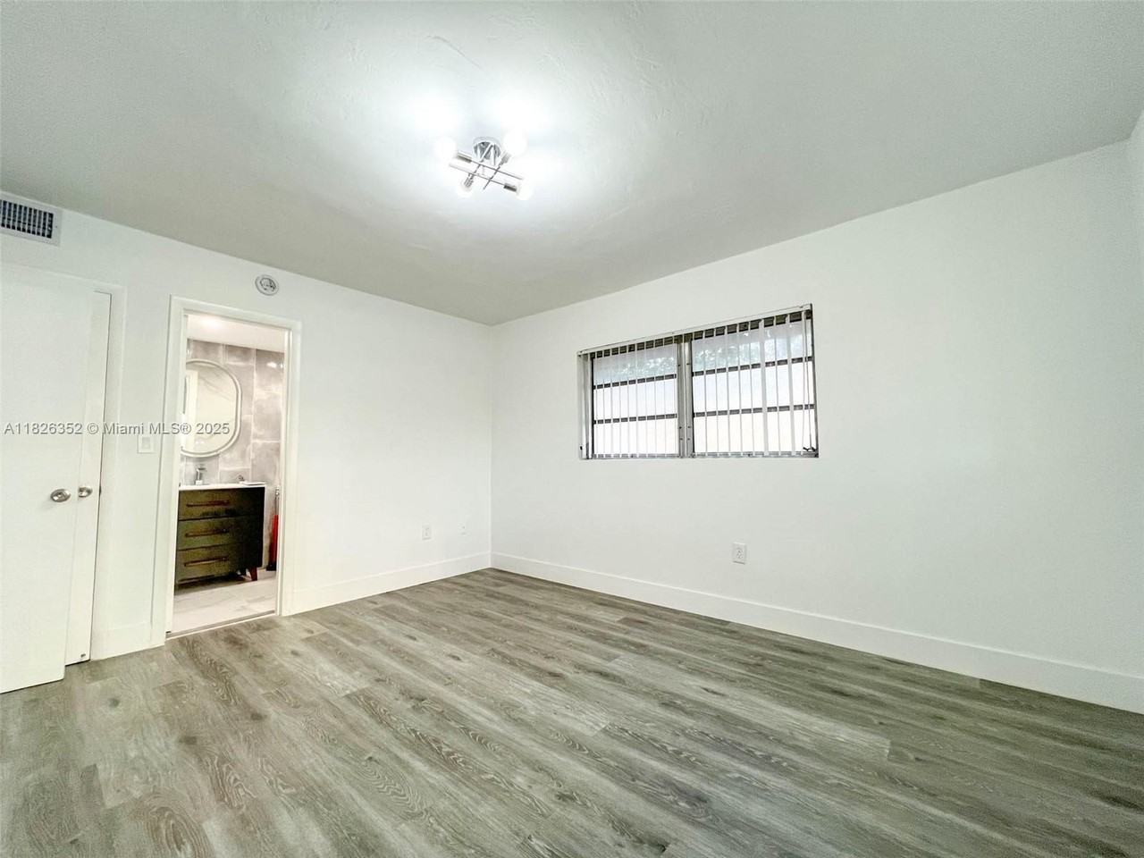 2005 Sans Souci Blvd #107 - Photo 6 of 9