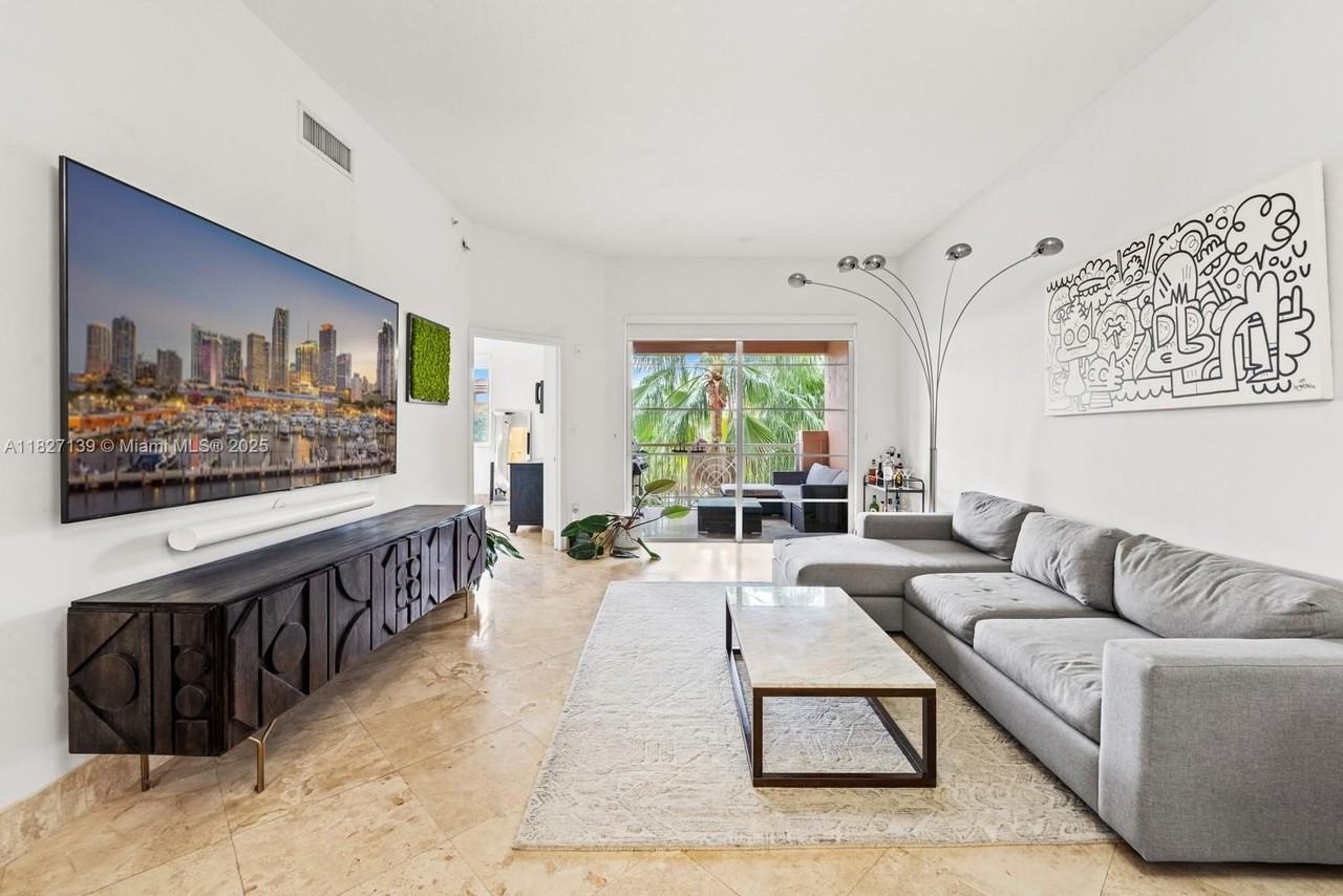 100 Meridian Ave #243