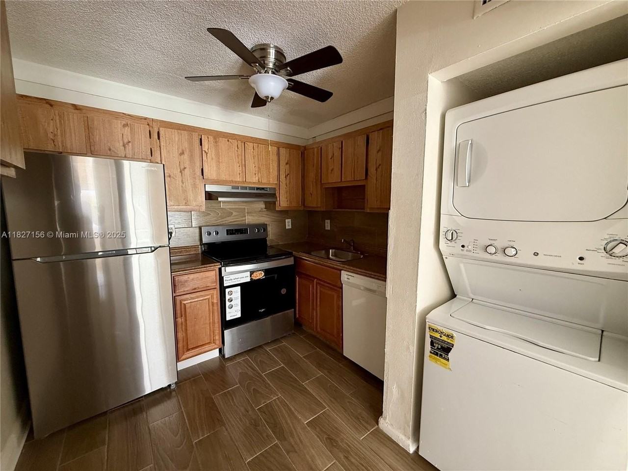 11130 Royal Palm Blvd #1-11 - Photo 3 of 9