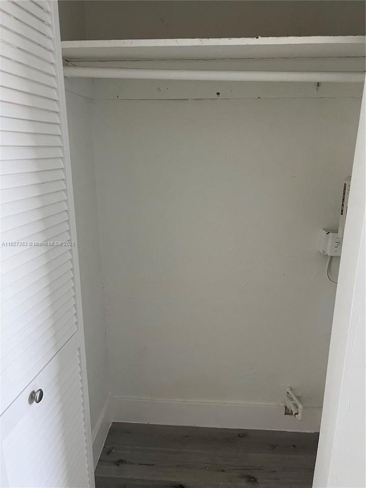 3669 Thomas Ave #9 - Photo 7 of 8