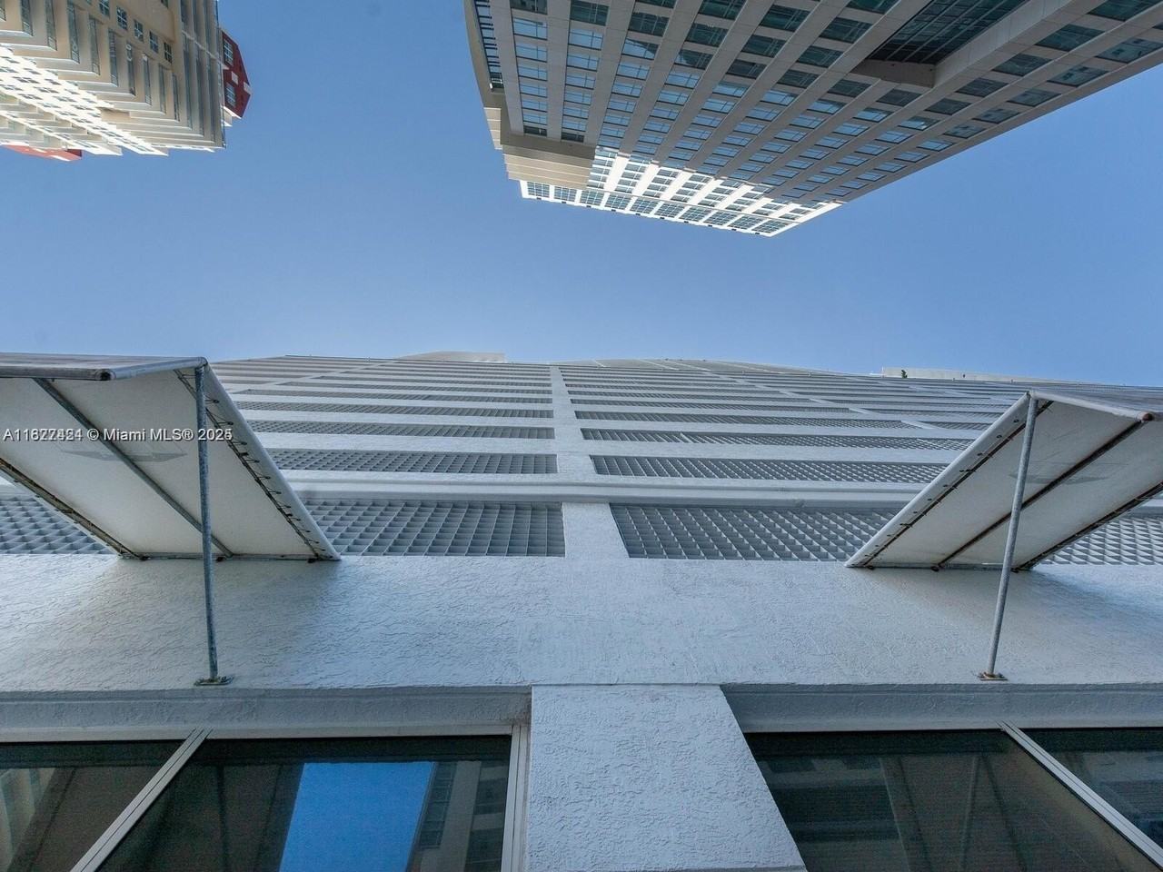 1200 Brickell Bay Dr #3210 - Photo 3 of 29