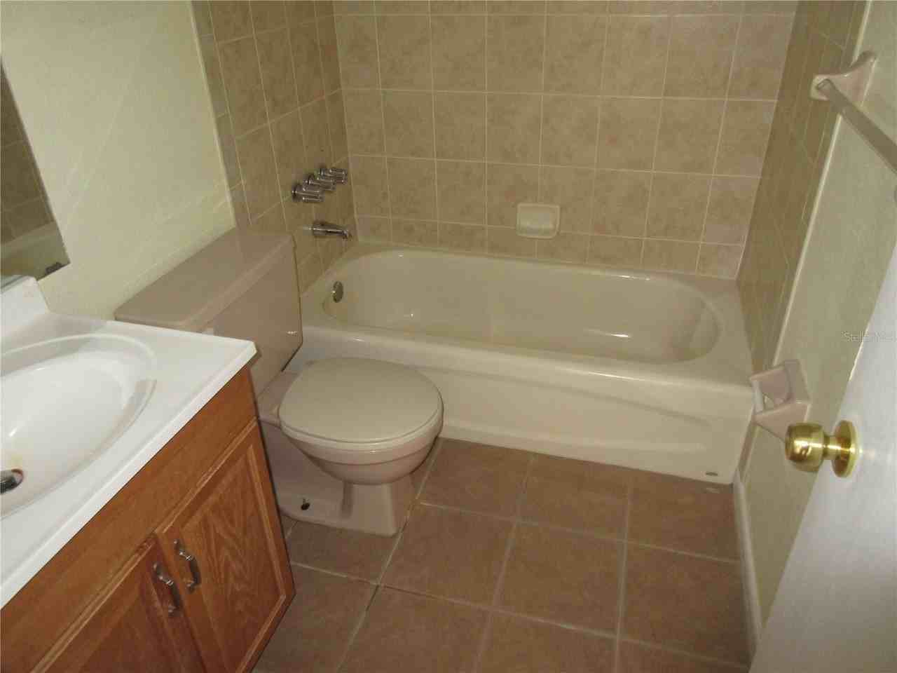 27162 Sunnybrook Rd - Photo 5 of 7