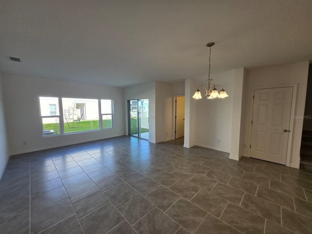 4827 Noble Cypress Street - Photo 3 of 29