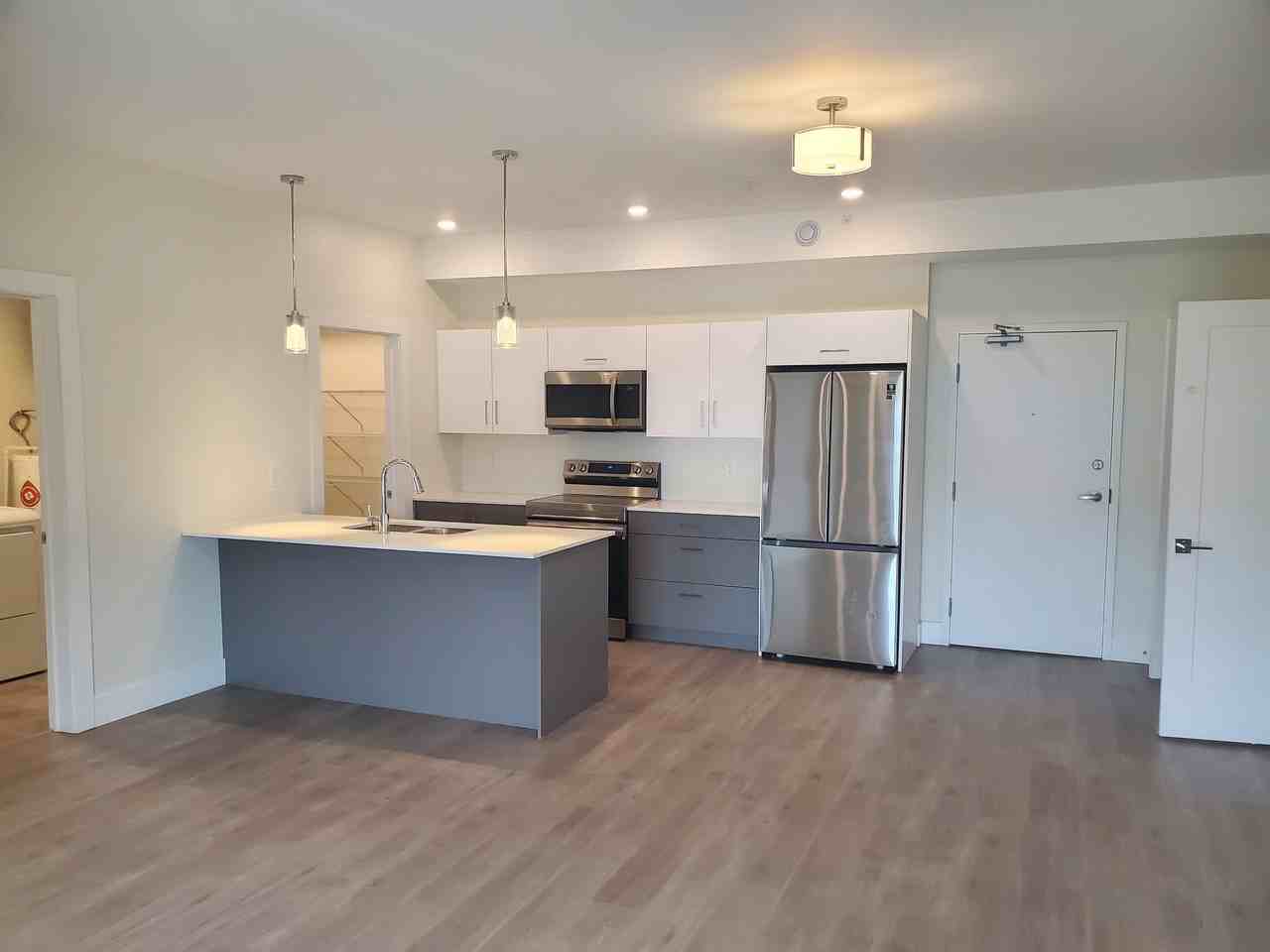 727 Coverdale Rd #205