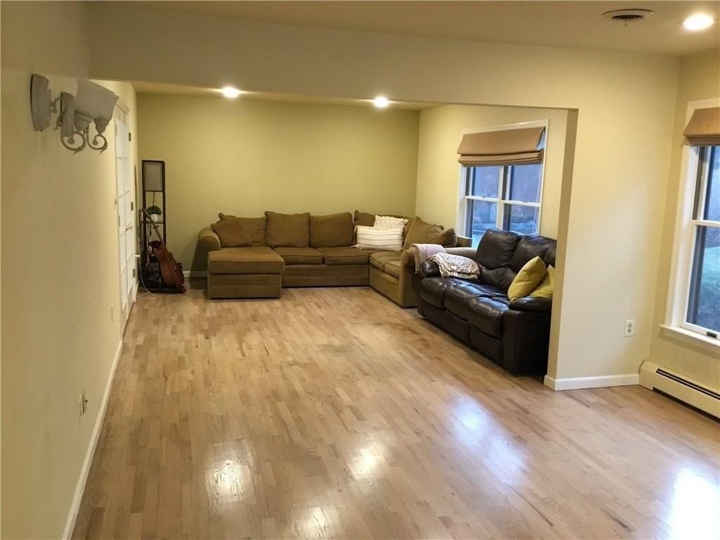 81 Jefferson St - Photo 7 of 28