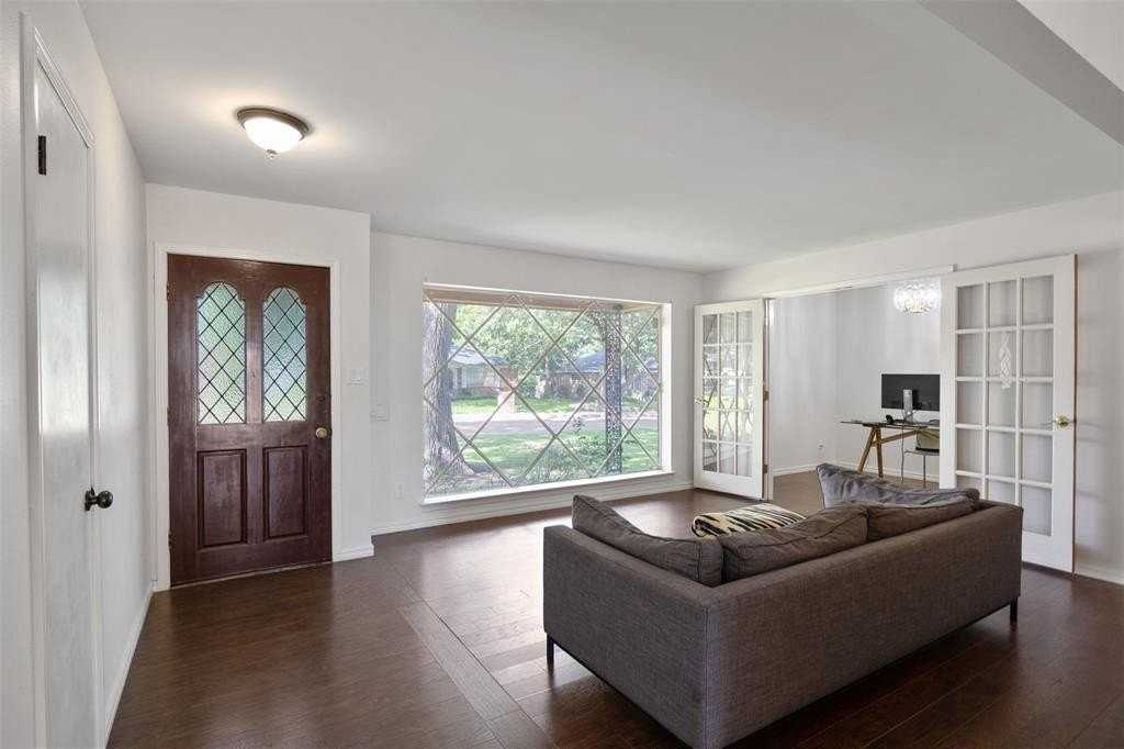 5705 Twineing St - Photo 7 of 30