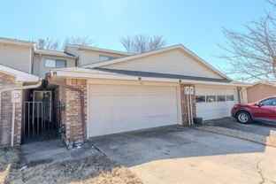 922 Shady Creek Ln - Photo 1 of 1