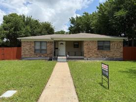 10025 Neosho Dr - Photo 1 of 1
