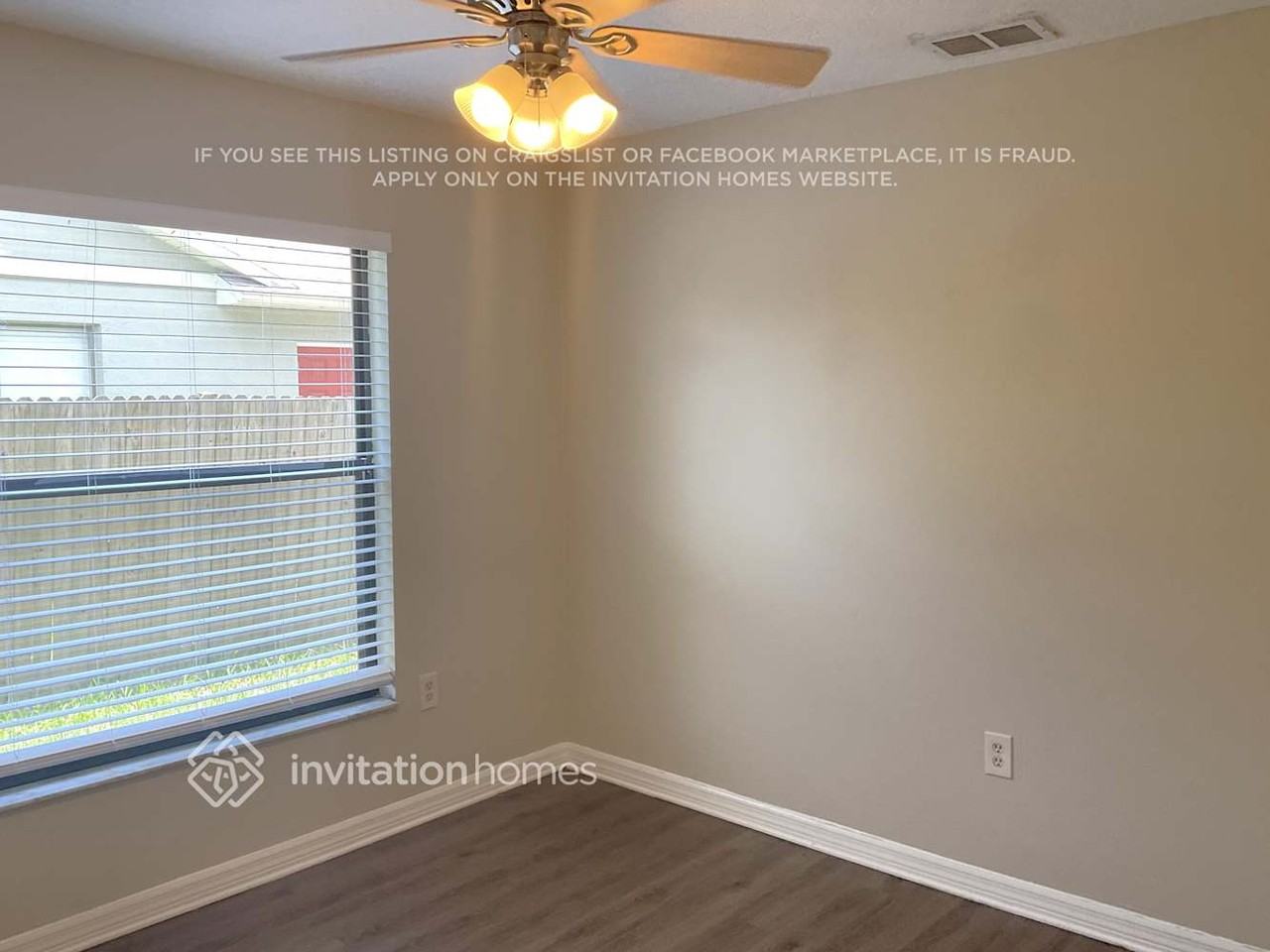 2703 Forest View Ln - Photo 2 of 5