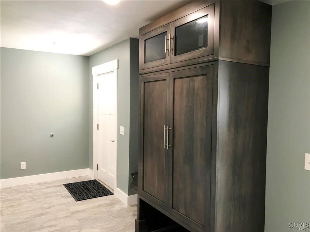 1019 Fyler Rd - Photo 6 of 29