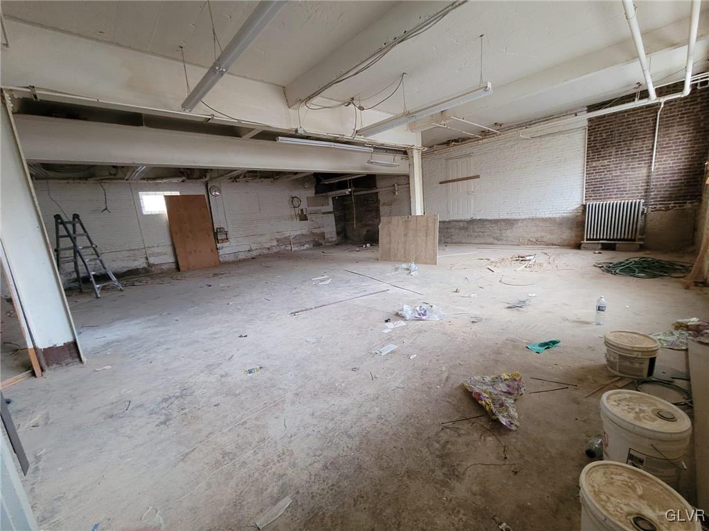 207 W Turner St - Photo 3 of 4