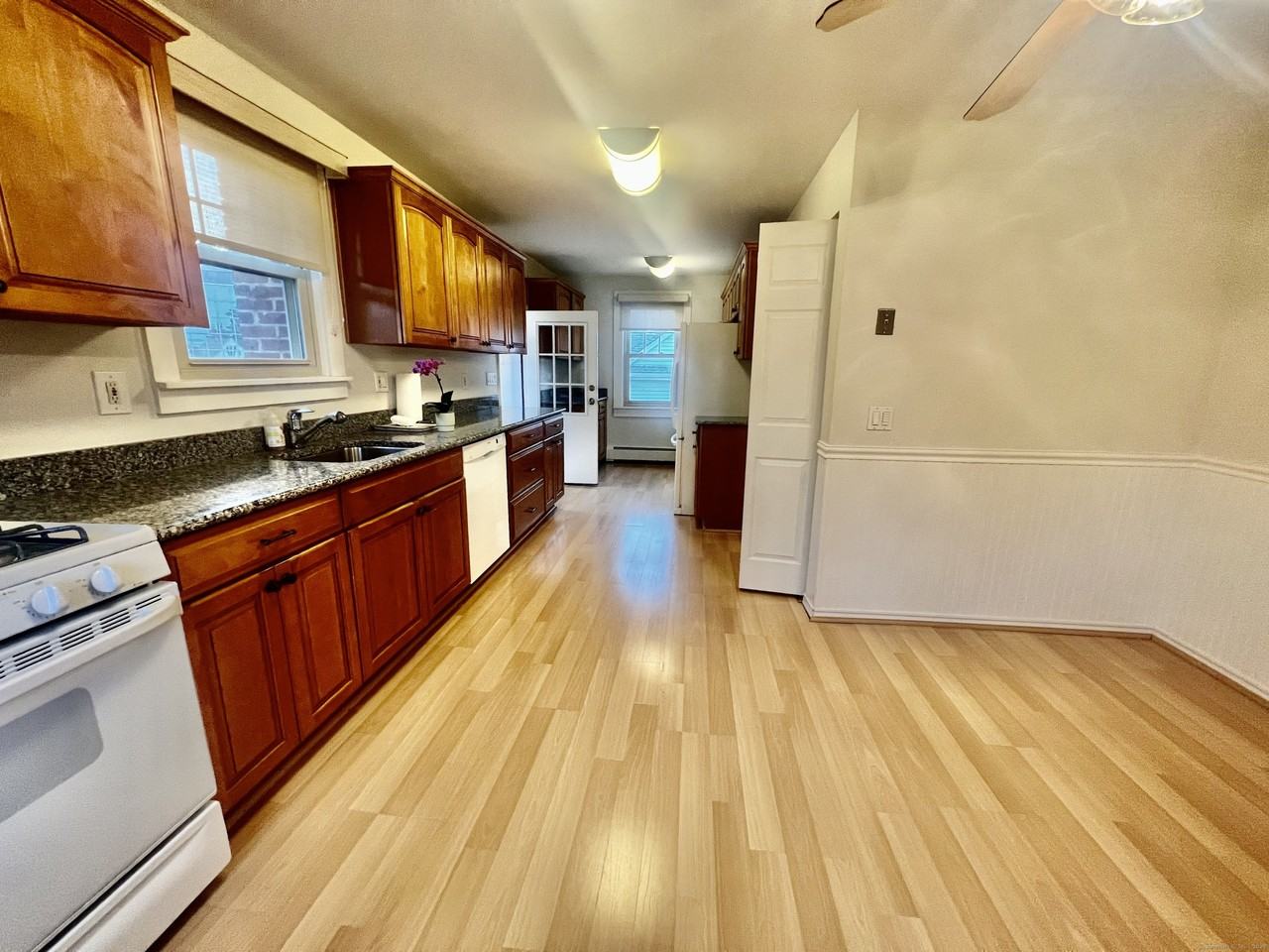 80 Josephine Evaristo Ave - Photo 4 of 26