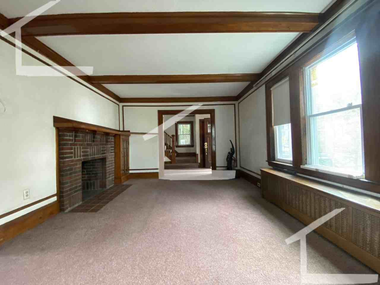 25 Embassy Rd - Photo 3 of 22