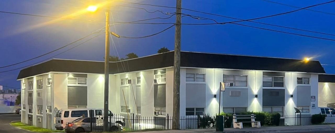 Great location and amazing prices - Photo 2 of 10