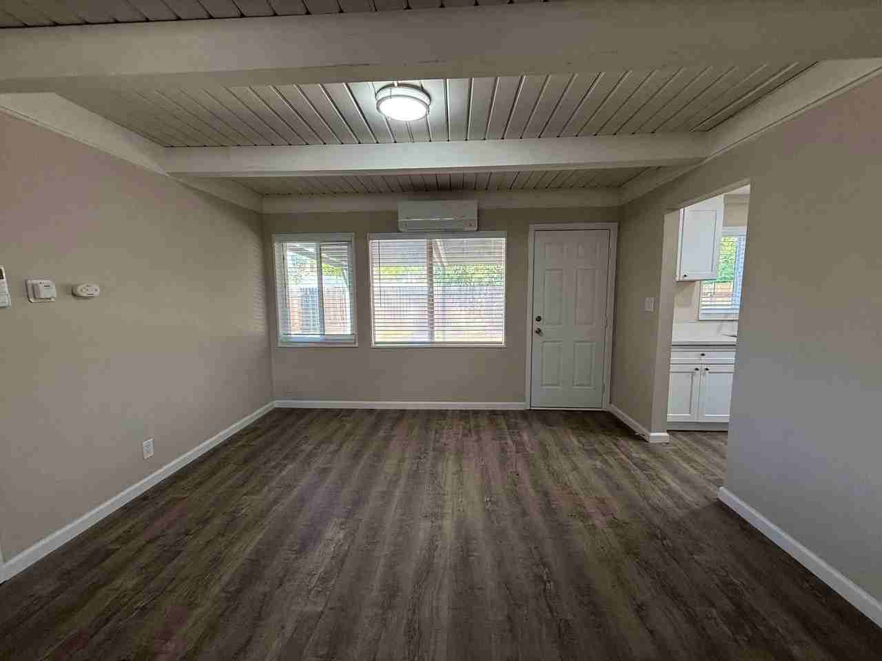 2312 Barcelona Way - Photo 6 of 25