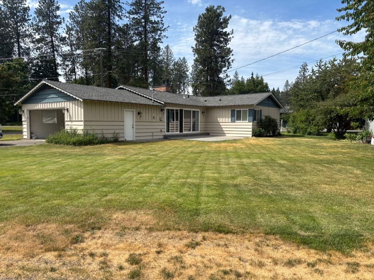 106 S Hazelwood Dr - Photo 3 of 22