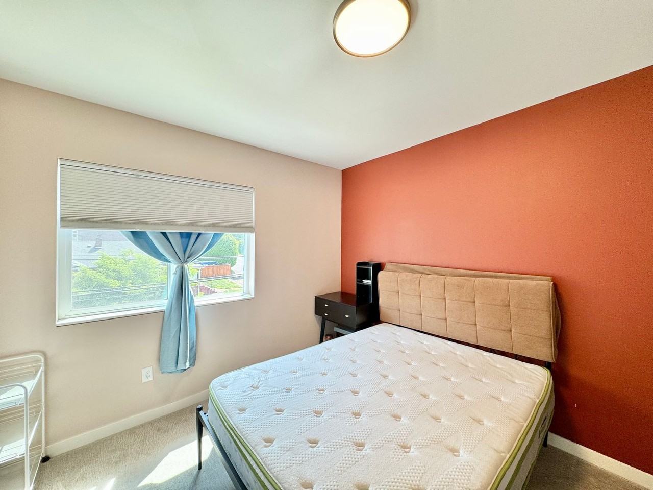 13703 35th Ave Ne - Photo 6 of 14