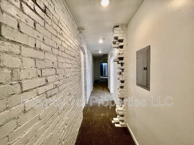 740 Washington Blvd #B - Photo 5 of 10