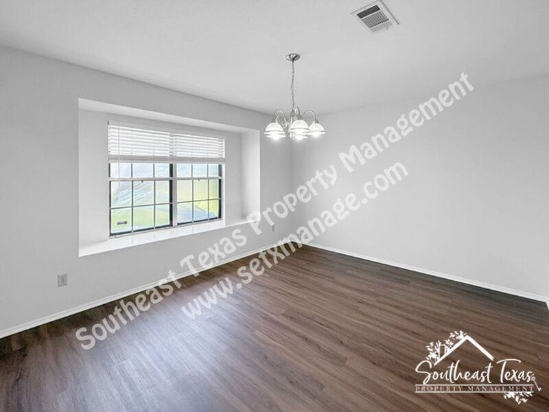 1099 Sunmeadow Dr - Photo 2 of 19