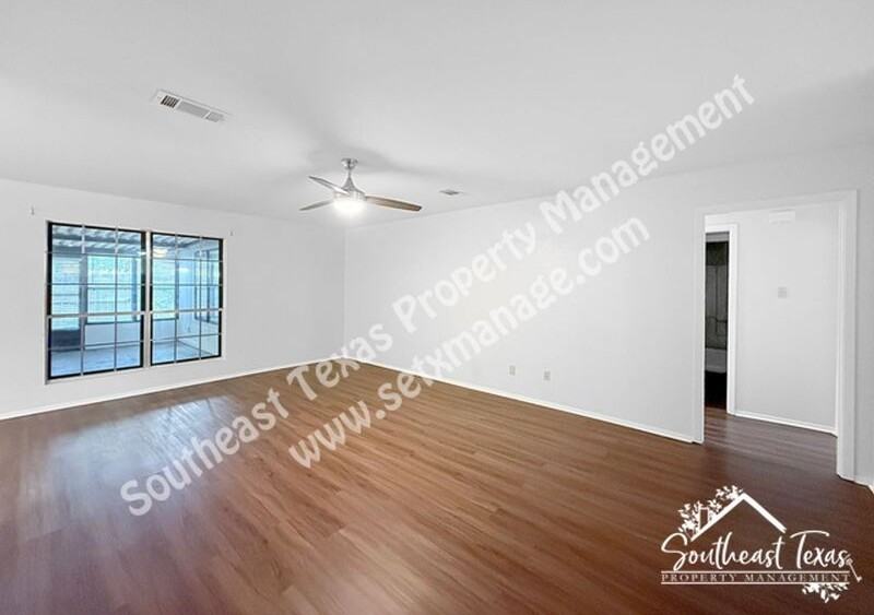 1099 Sunmeadow Dr - Photo 4 of 19