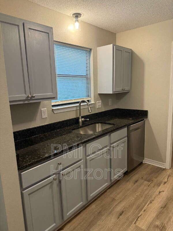 3356 La Leyenda Ct #C - Photo 4 of 20