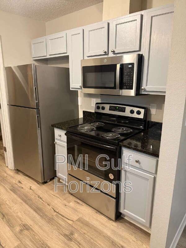 3356 La Leyenda Ct #C - Photo 5 of 20