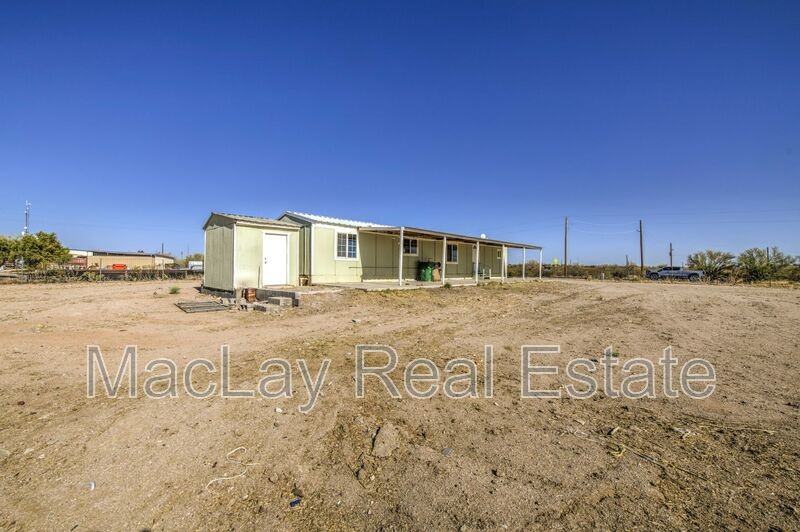 20968 E Florence Kelvin Hwy - Photo 2 of 33