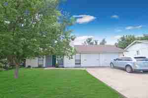 featured image of 2305 Bunker Hill Dr