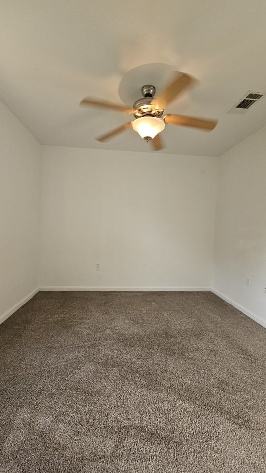 2812 Eva Mae St - Photo 2 of 26