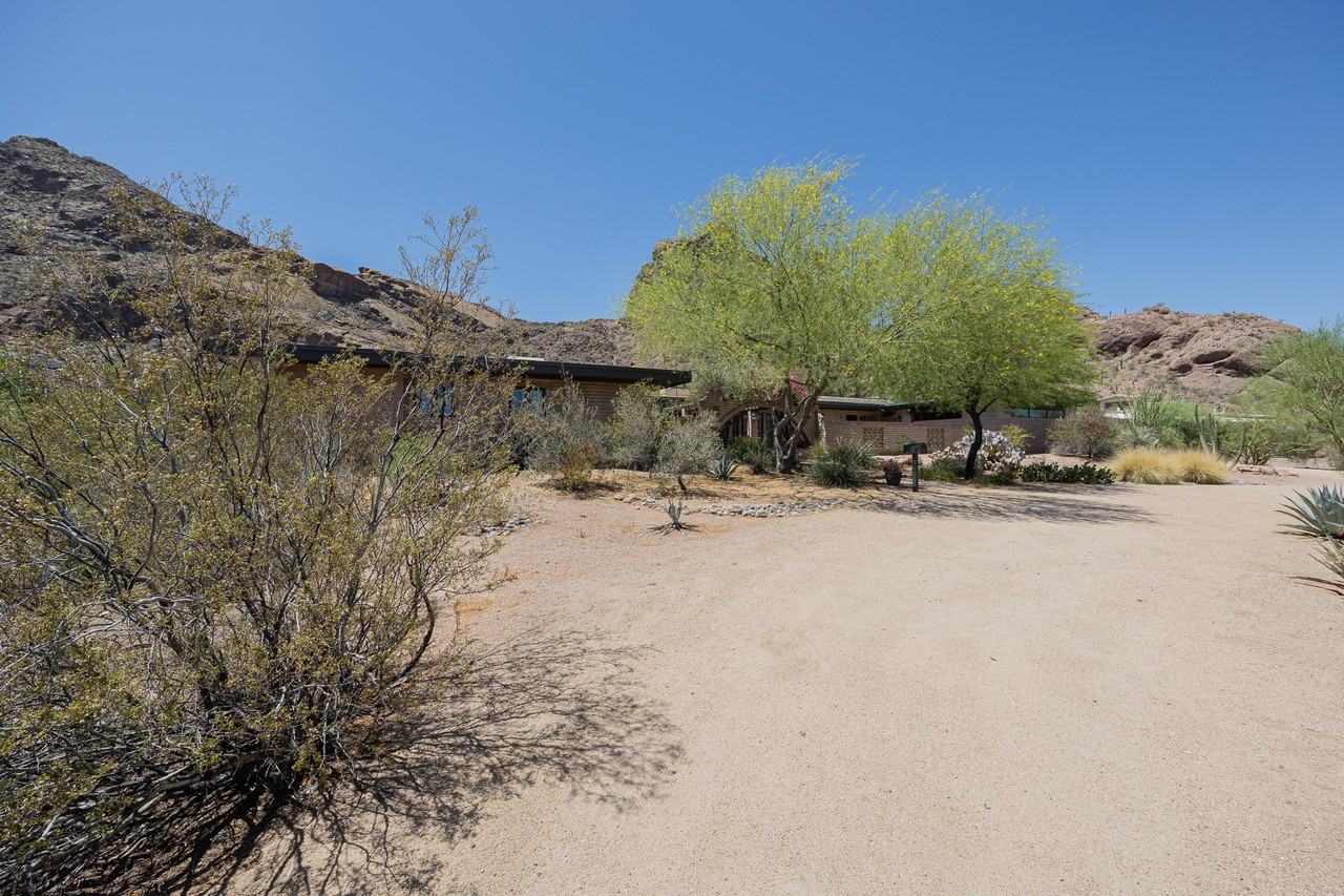 5313 E Mcdonald Dr - Photo 3 of 50