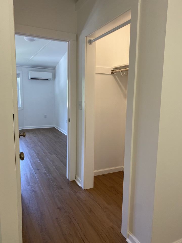 25 Howland Rd - Photo 2 of 8