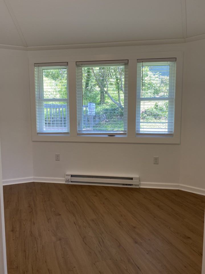 25 Howland Rd - Photo 4 of 8
