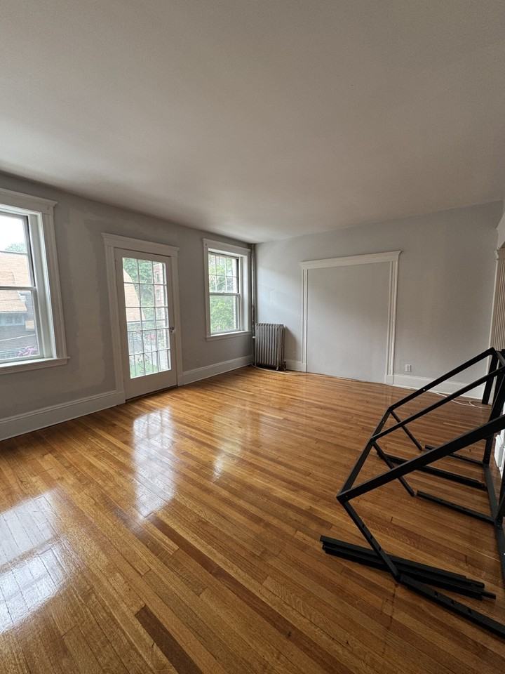 104 Strathmore Rd #2 - Photo 2 of 34