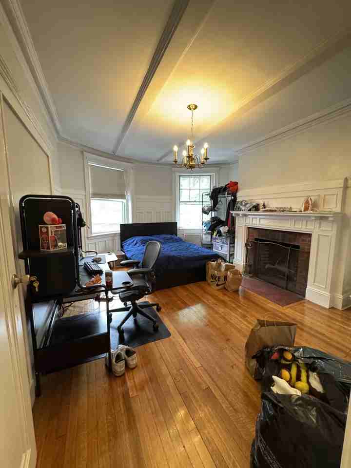 104 Strathmore Rd #2 - Photo 7 of 34