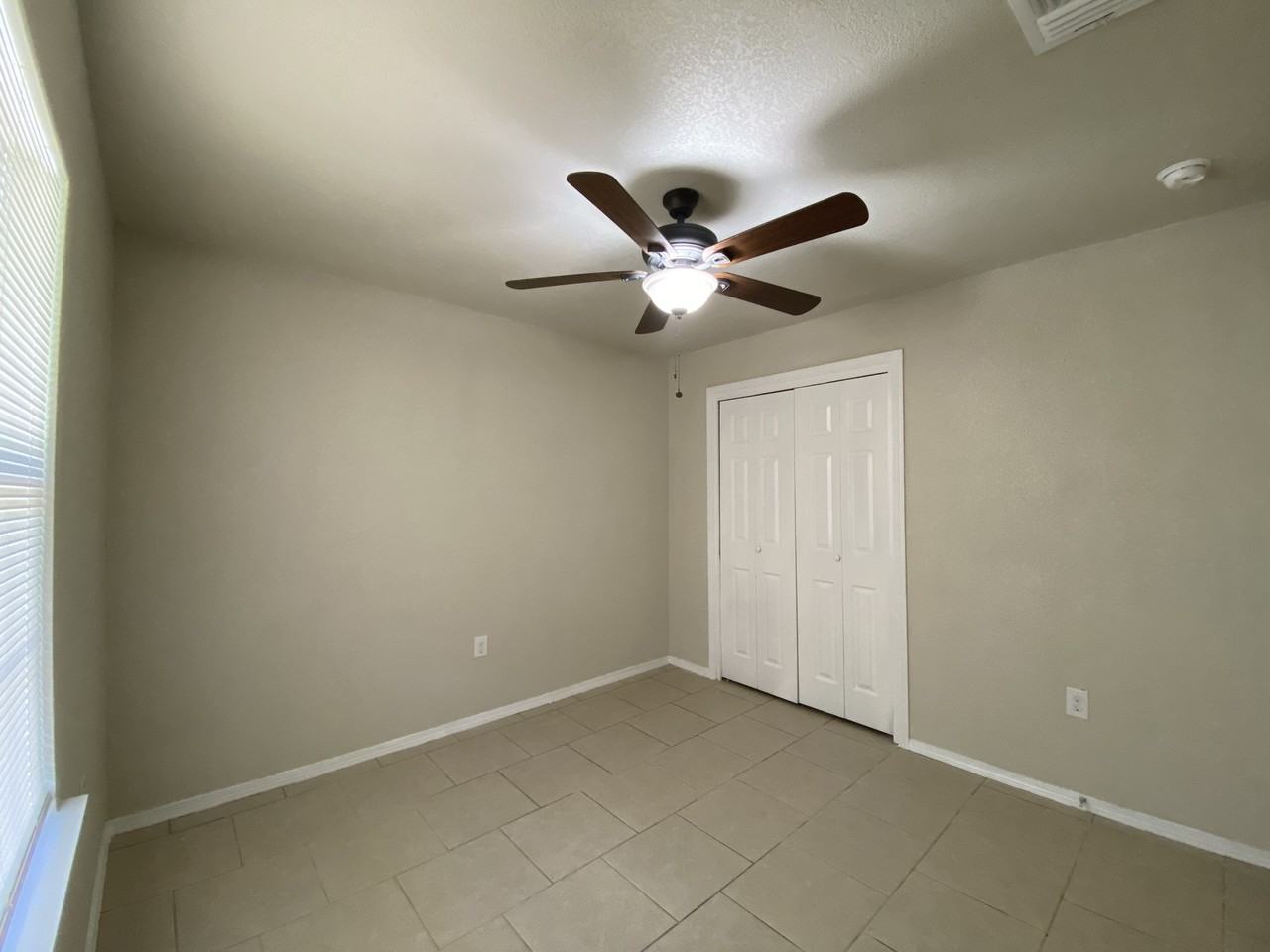 512 Dossey St #104 - Photo 3 of 6