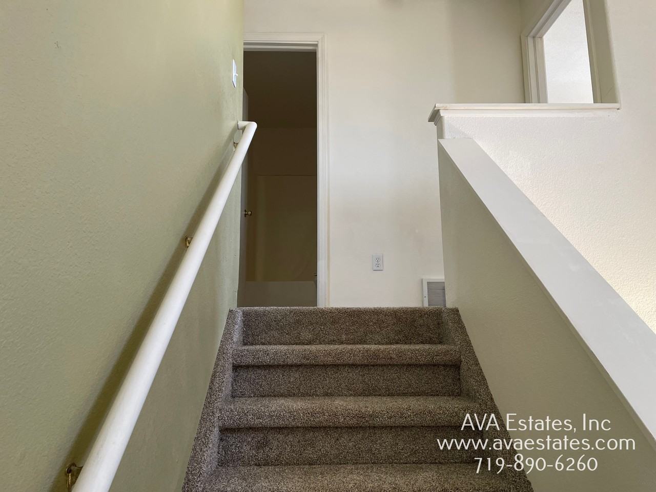 277-279 W Coral Dr - Photo 3 of 11