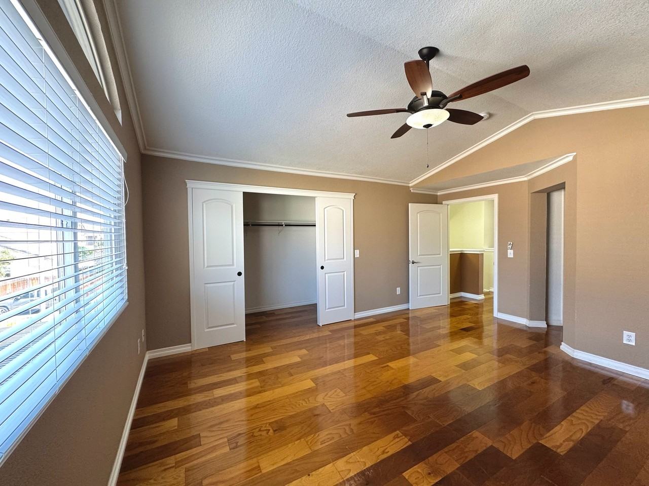 1666 Countrywood Ln - Photo 2 of 20