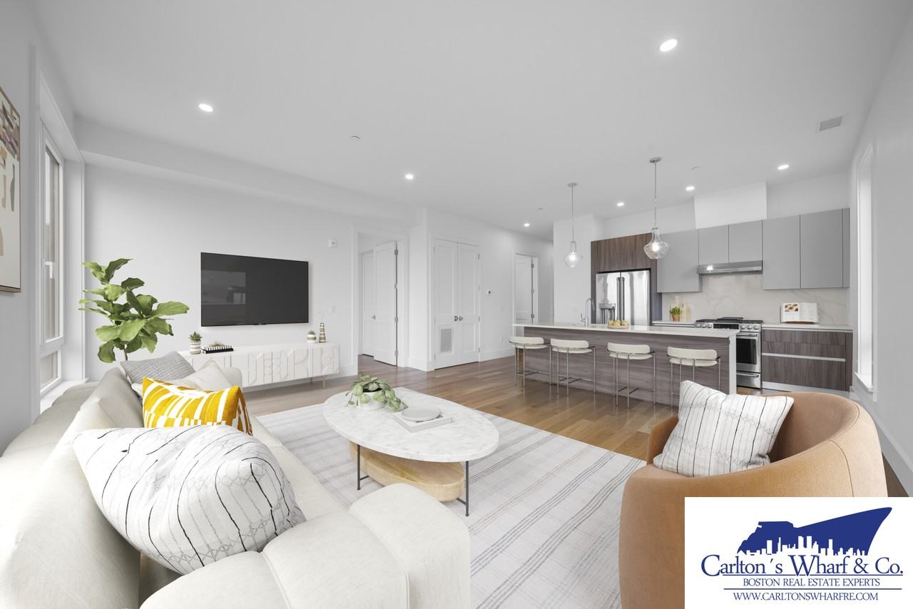 221 Old Colony Ave #208