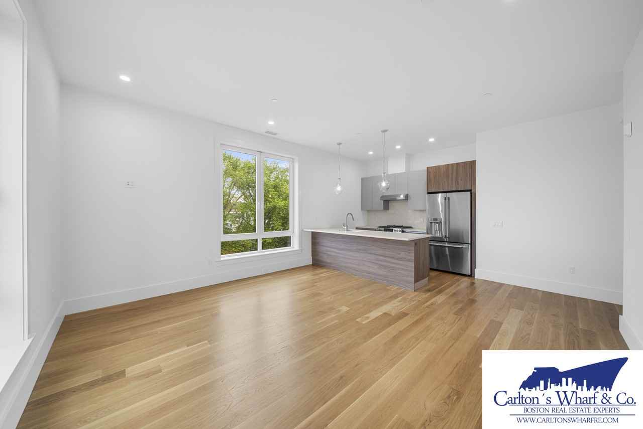 221 Old Colony Ave #307