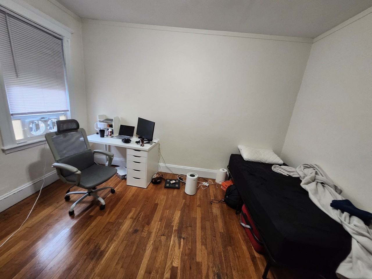 Melvin Ave #10 - Photo 3 of 11