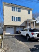 featured image of 715 Mack Pl #2nd