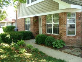 906 West Happfield Drive Arlington Heights - Photo 1 of 1