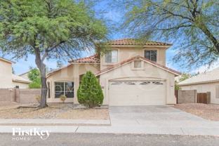 616 S Rincon Rising Rd - Photo 1 of 1