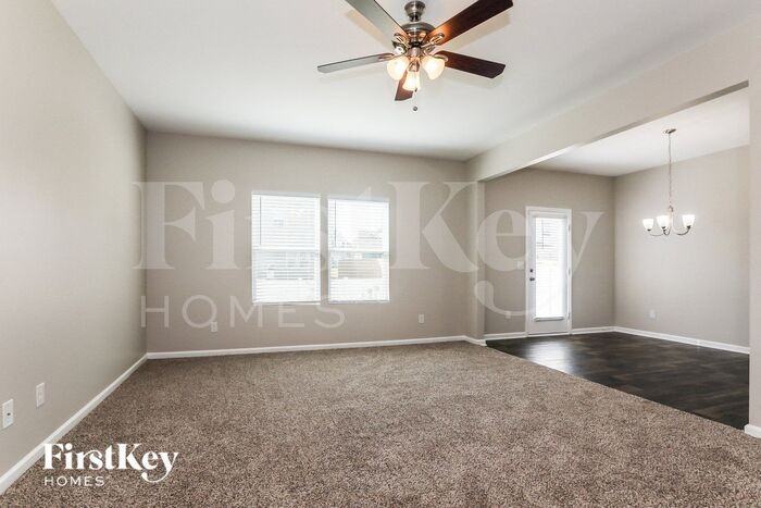 12562 Garron Rd - Photo 3 of 15