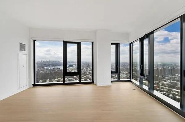 6th Ave #5011 - Photo 2 of 20