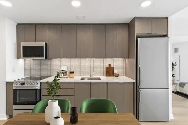 6th Ave #5009 - Photo 5 of 20