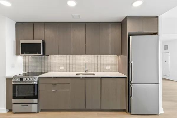 6th Ave #5009 - Photo 6 of 20