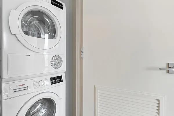 6th Ave #5009 - Photo 7 of 20