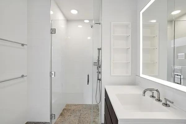 6th Ave #4706 - Photo 4 of 20